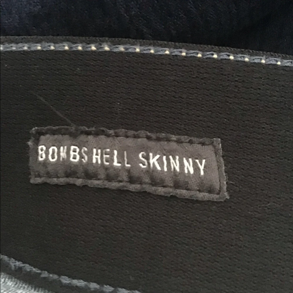 Torrid Bombshell Skinny Jeans.   NWT